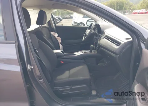 2017 Honda Hr-V Lx из США, поврежденный, VIN 3CZRU6H38HM702678